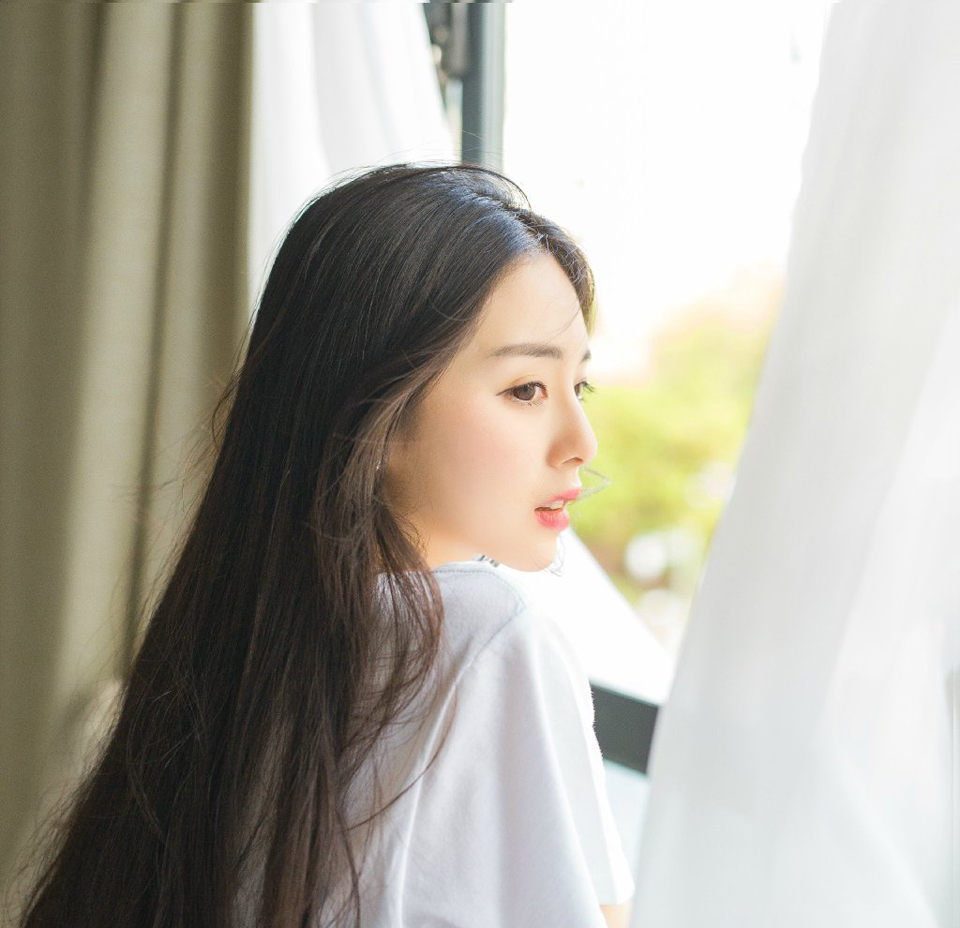“好，我派人去办。”孟达点了点头。